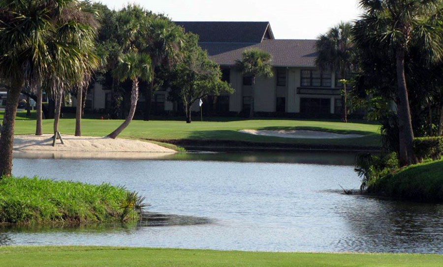 1st Hole at Vista Plantation